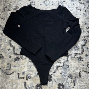 Express Women’s Black Long Sleeve Bodysuit Size 3 Fitted Stretch